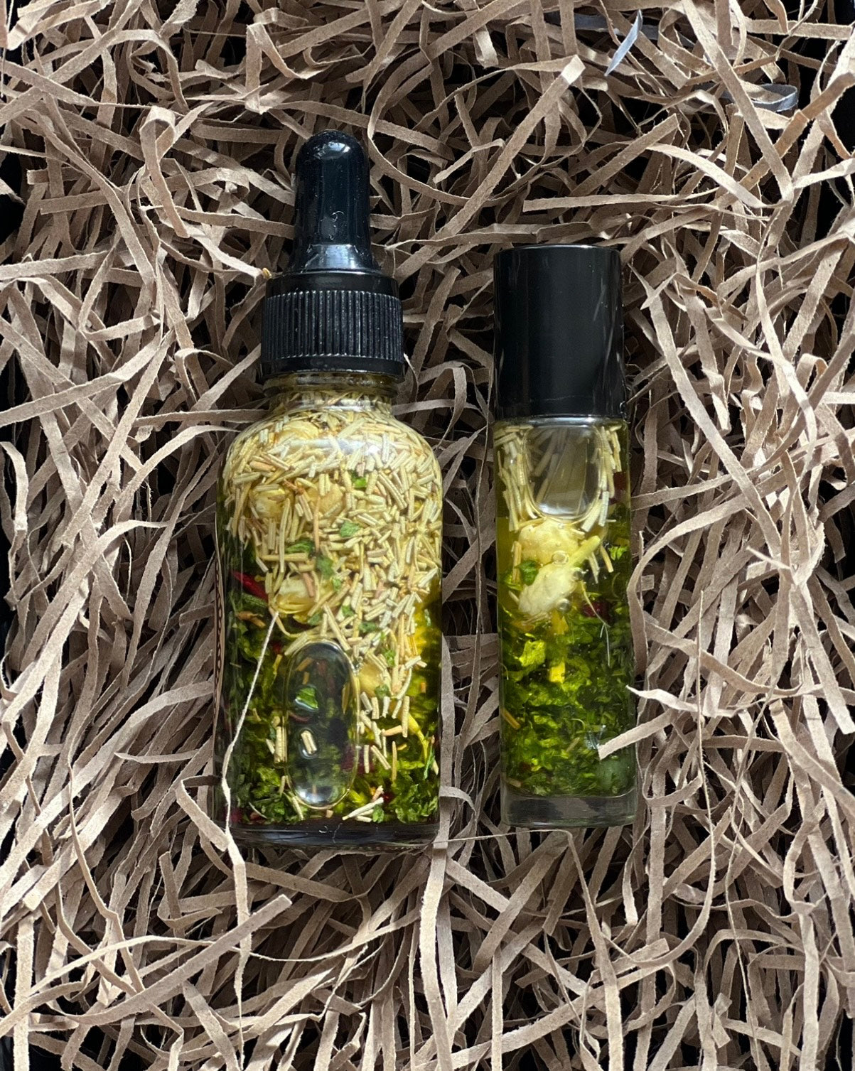 Mystic Magnet Essence: Manifestation Enchantment Spell Oil